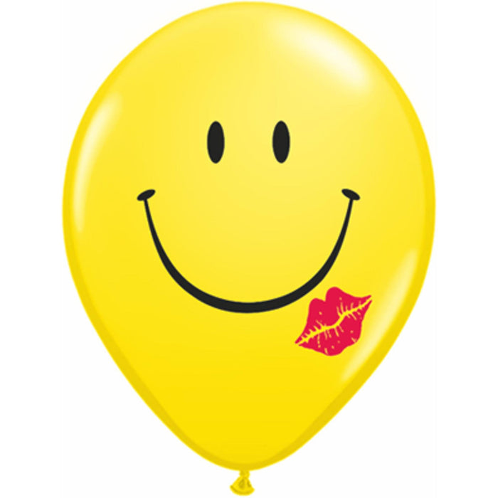 "A Smile & A Kiss Yellow Balloons (50 Pack)"