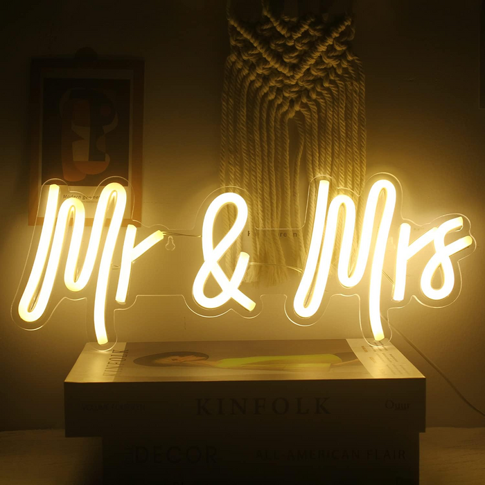 Mr and Mrs Neon Sign for Wedding and Anniversary Decor
