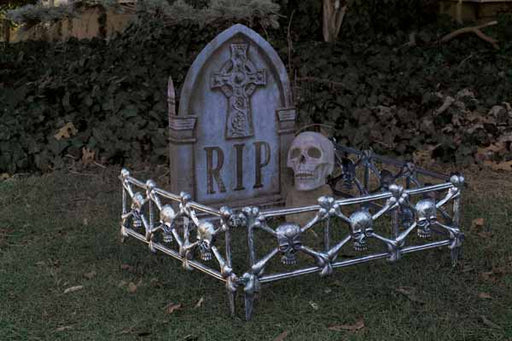 Black Graveyard Fence with Skull Details