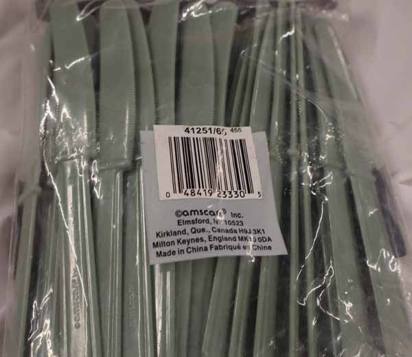 Green Tea Plastic Knives, 50 Pack